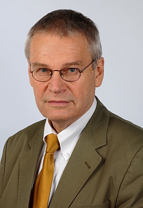 Dr. Erich Schwarz
